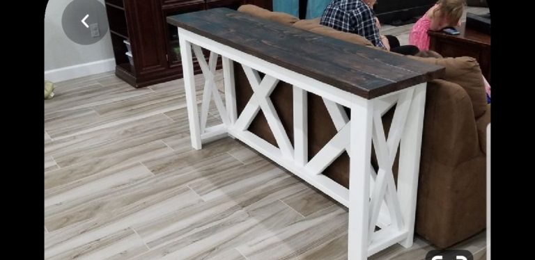 Entryway/Couch Table - Image 1